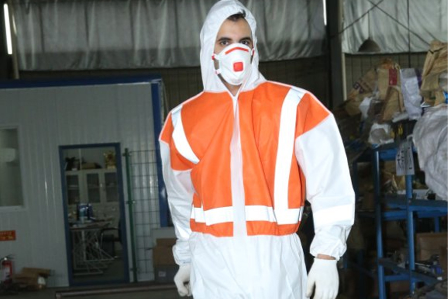 Disposable Coveralls with Reflective Tapes