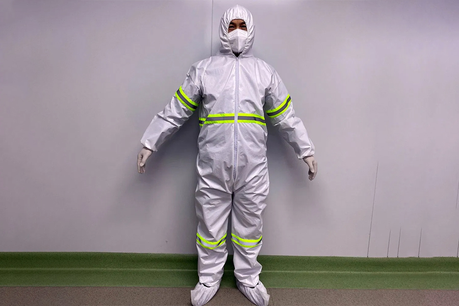 Disposable Coveralls with Reflective Tapes