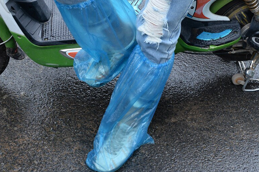 Disposable Plastic Boot Covers