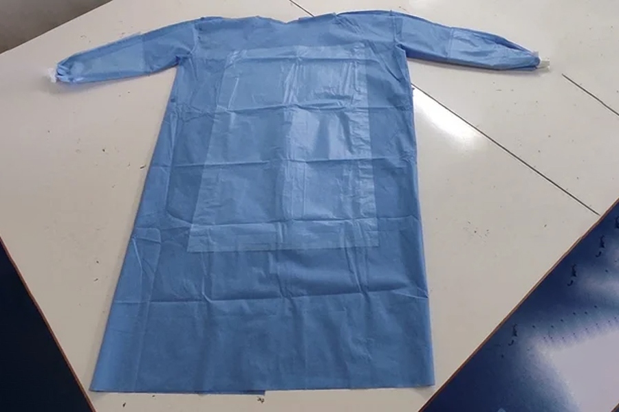 Disposable Surgical Gowns (Standard or Reinforced)